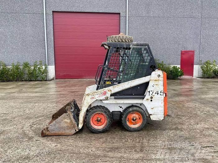 Bobcat S70 Gumikerekes homlokrakodók