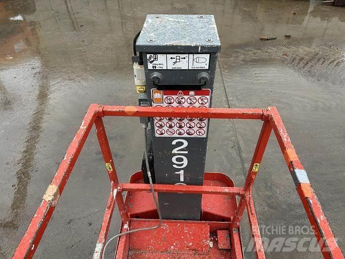 SkyJack SJ16 Ollós emelők