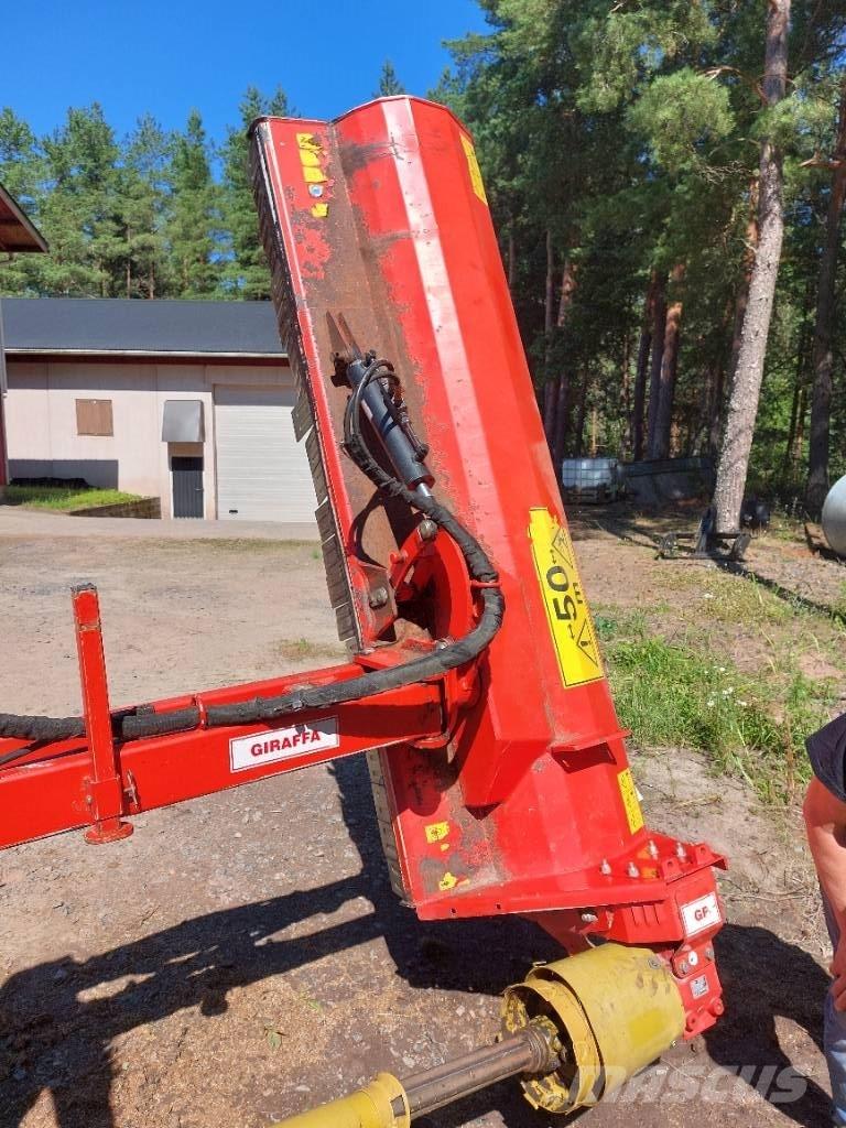 Maschio Giraffa 210 Szárzúzók és fűkaszák