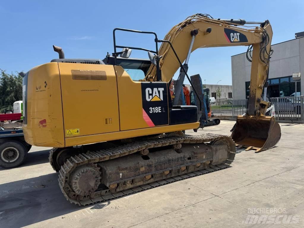 CAT 318E Lánctalpas kotrók