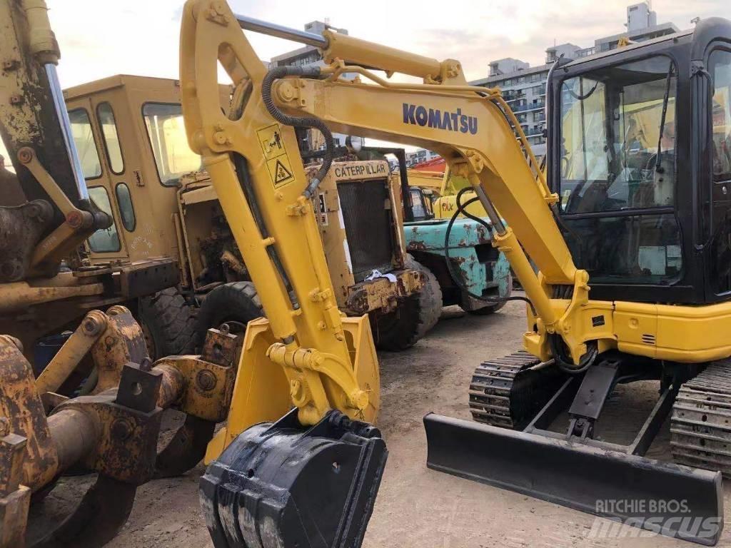 Komatsu PC35 Mini kotrók < 7t