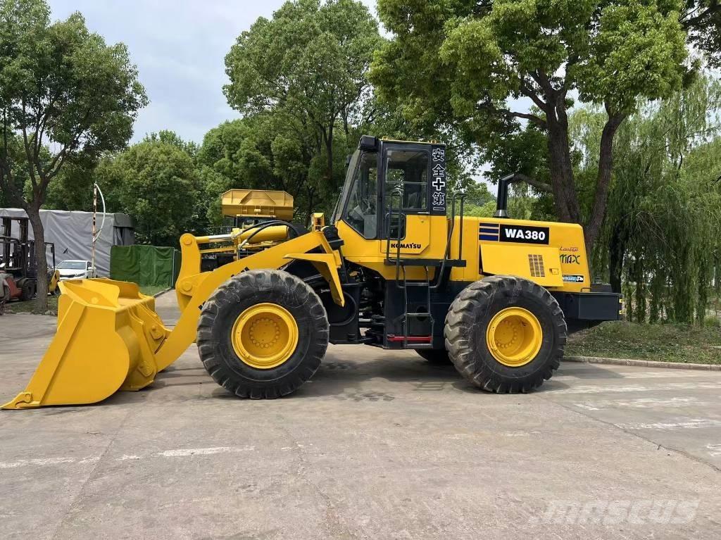 Komatsu WA 380-6 Gumikerekes homlokrakodók