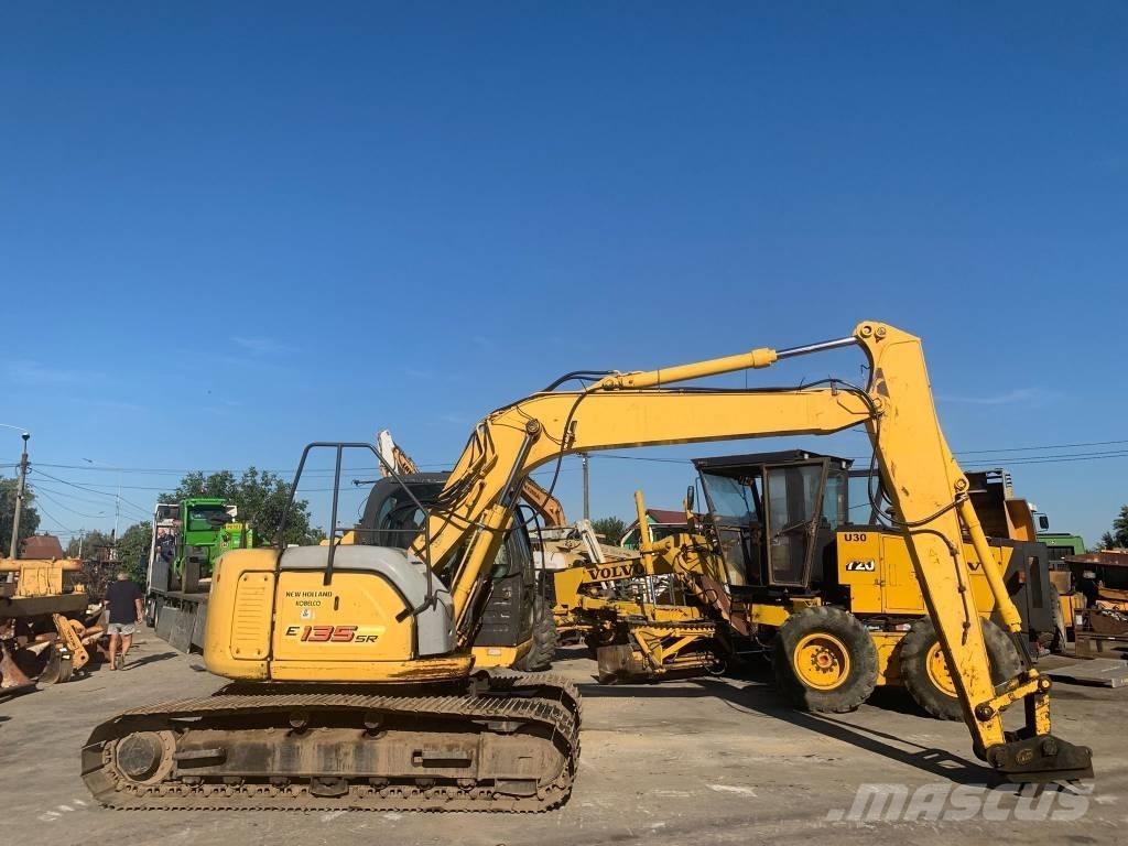 New Holland E 135 SR Lánctalpas kotrók