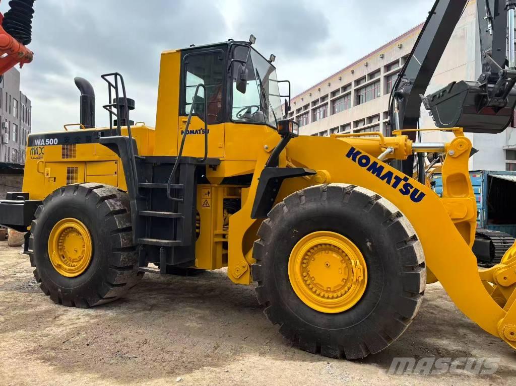 Komatsu WA 500-3 Gumikerekes homlokrakodók
