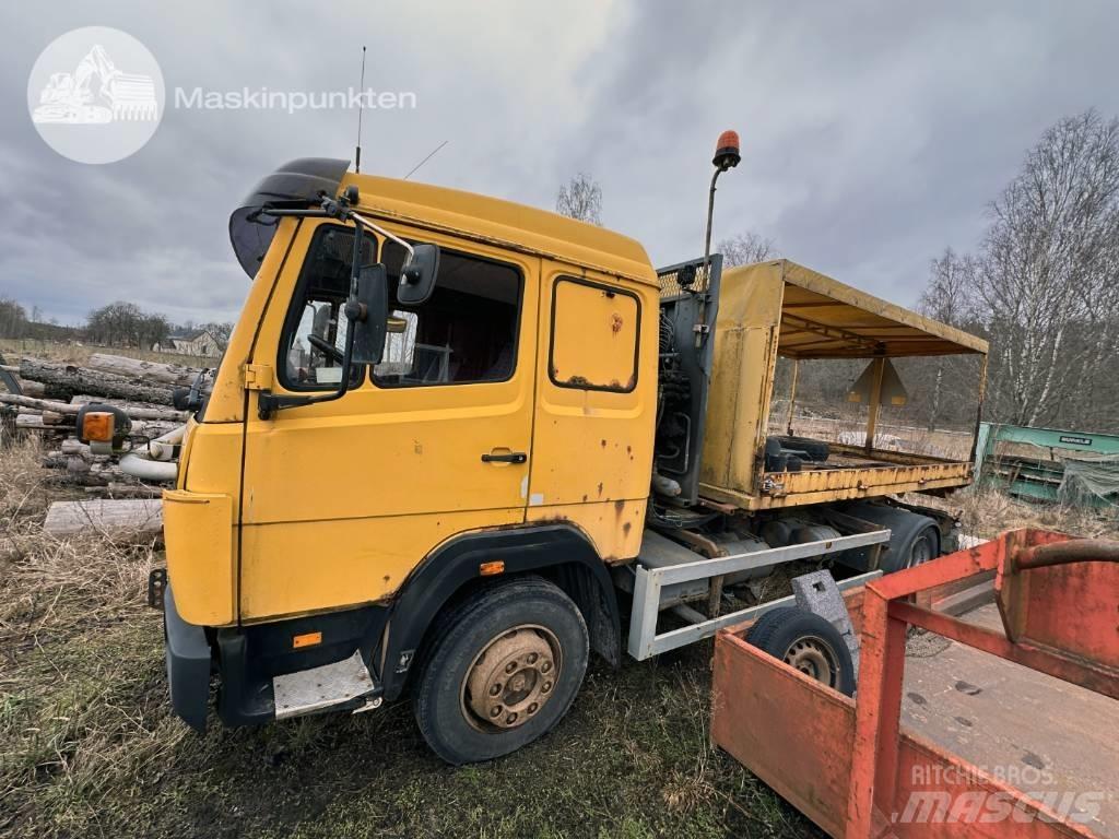 Mercedes-Benz 1117 L Horgos rakodó teherautók