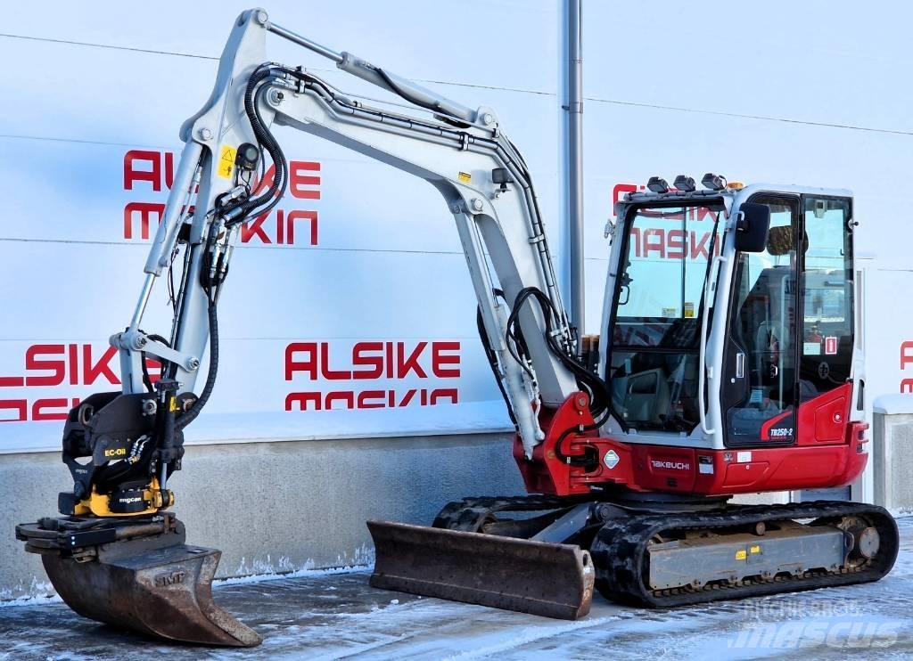 Takeuchi TB 250 Mini kotrók < 7t