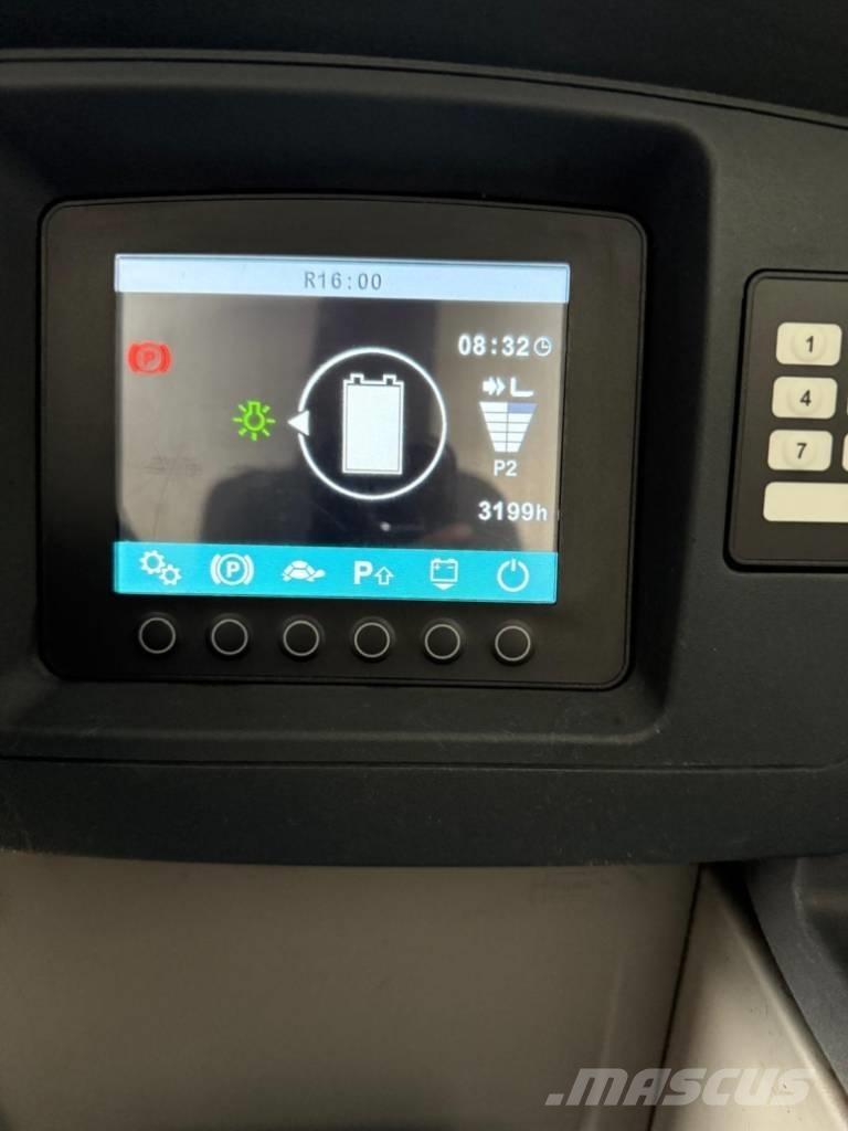  Reachtruck ETM214 Elektromos targoncák