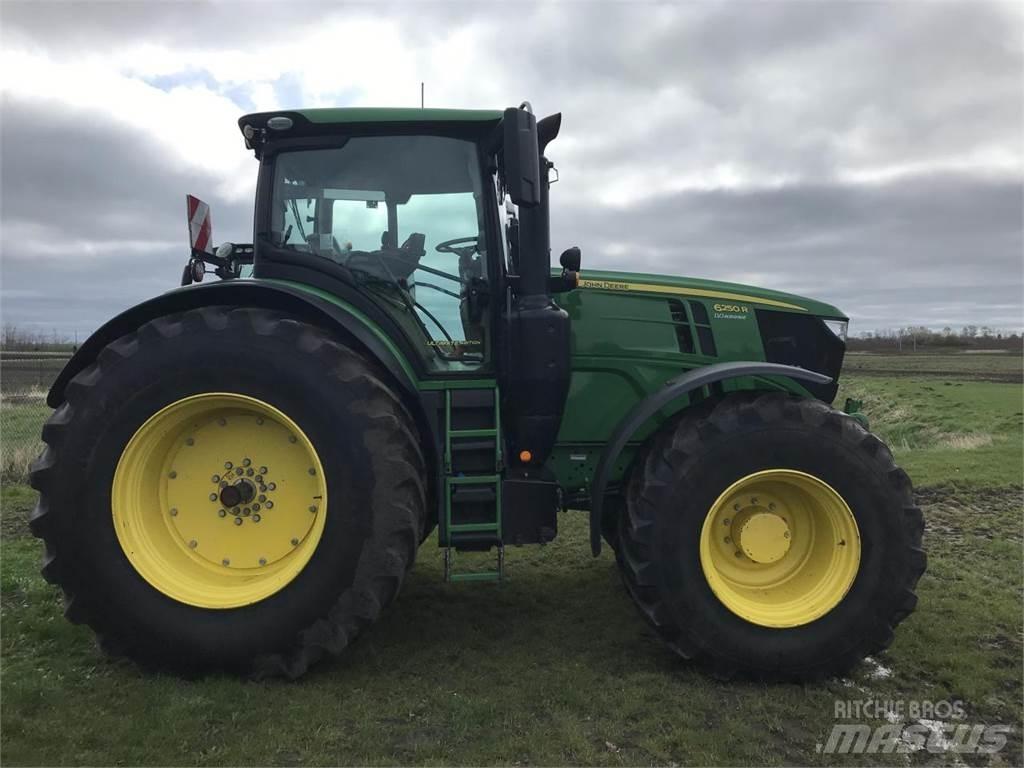 John Deere 6250R Traktorok