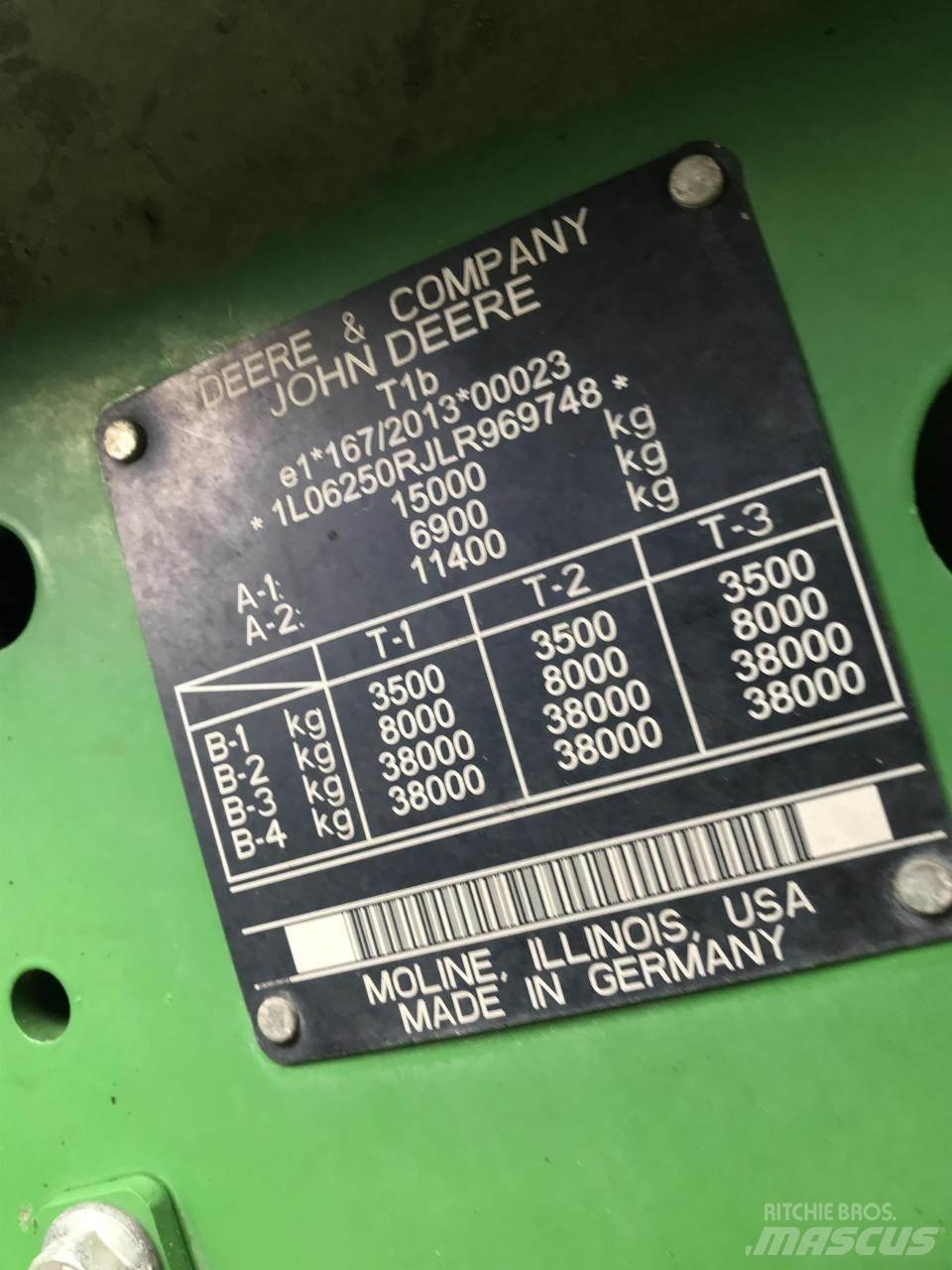 John Deere 6250R Traktorok