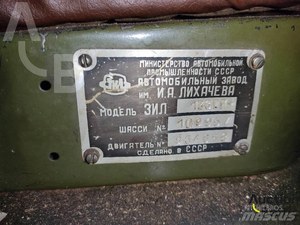 ZIL 133 Terepdaruk
