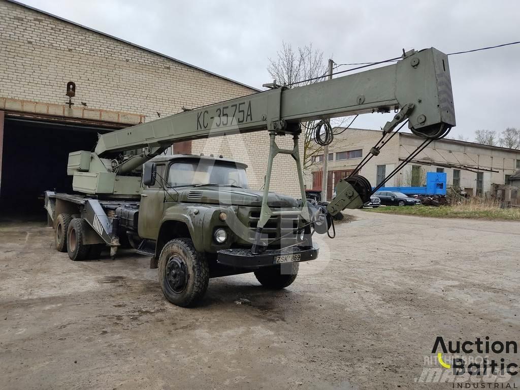 ZIL 133 Terepdaruk