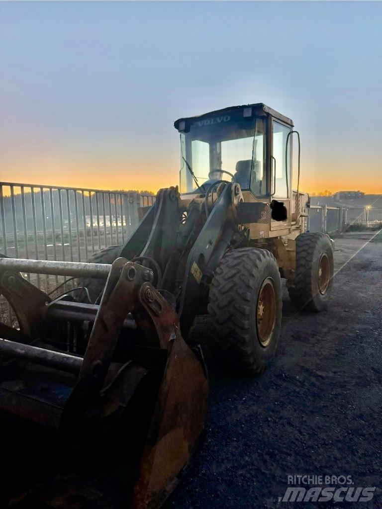 Volvo L50 E Gumikerekes homlokrakodók