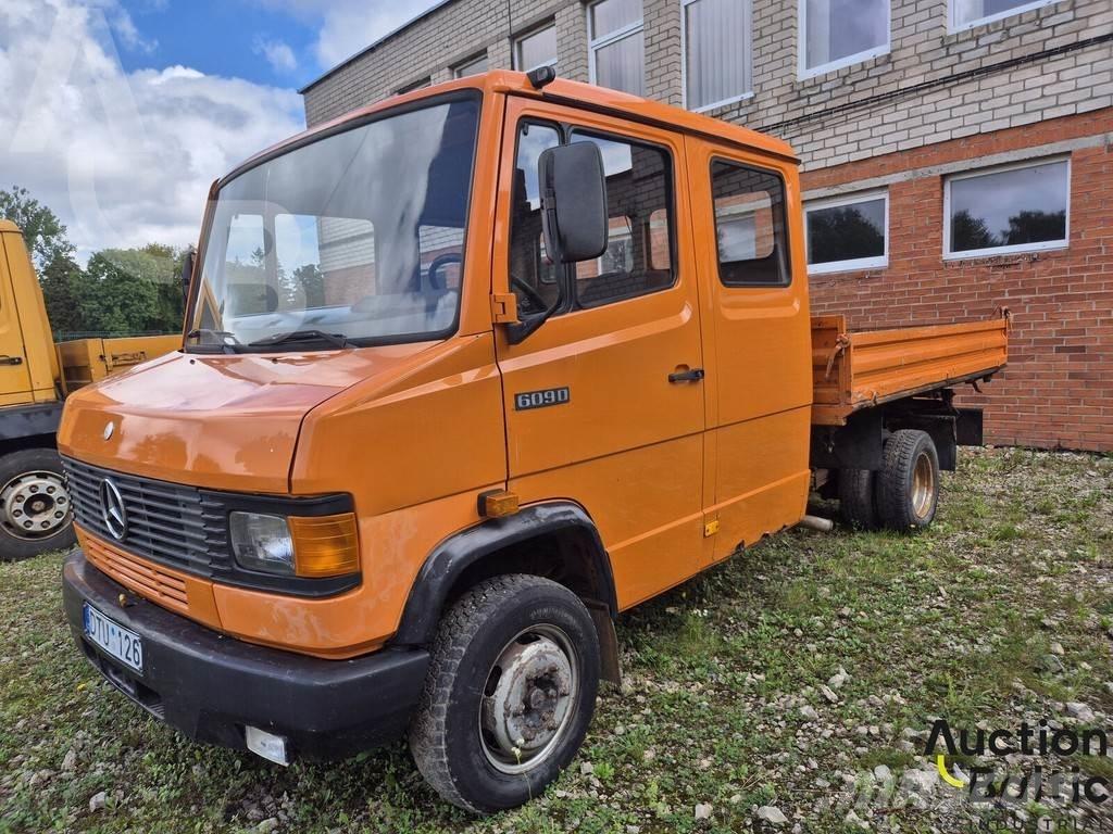 Mercedes-Benz 609 Billenő teherautók