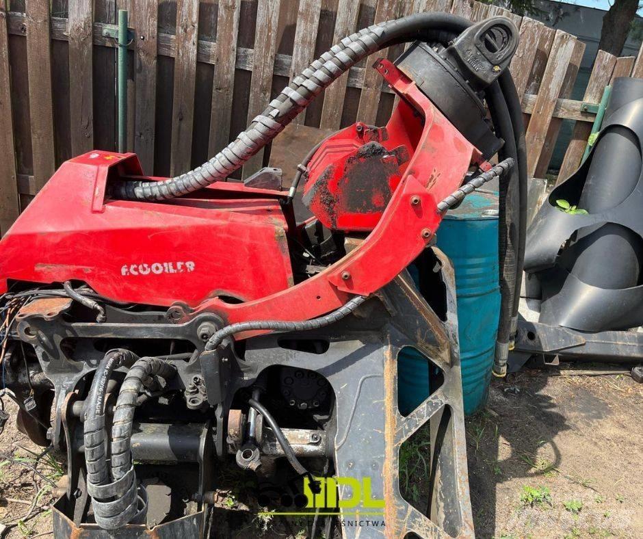 Komatsu 931.2 Betakarítók