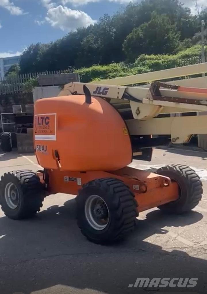 JLG AJ450 Karos emelők