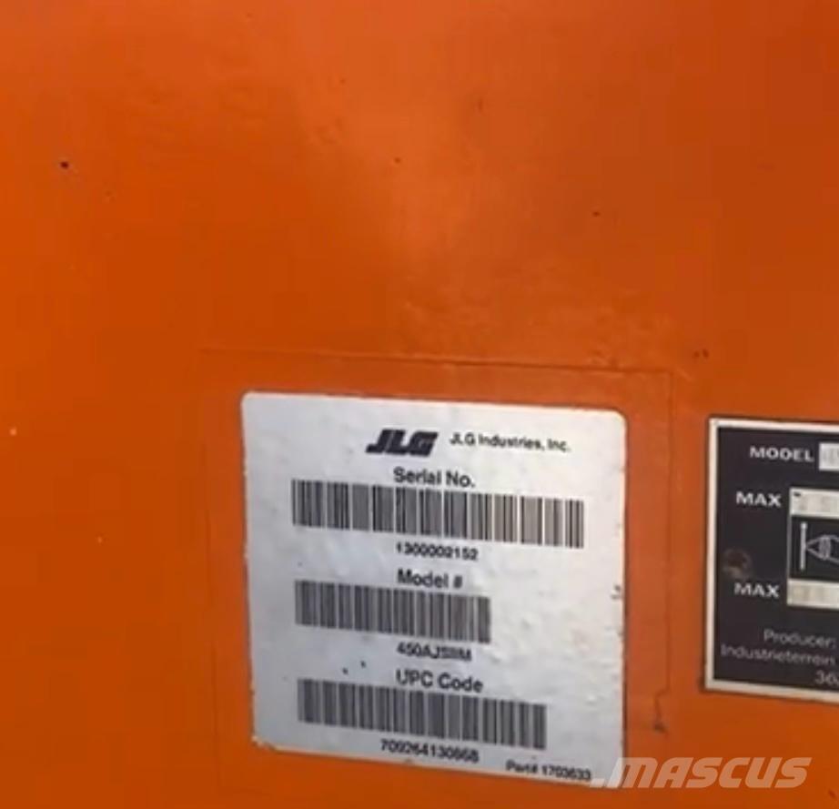 JLG AJ450 Karos emelők