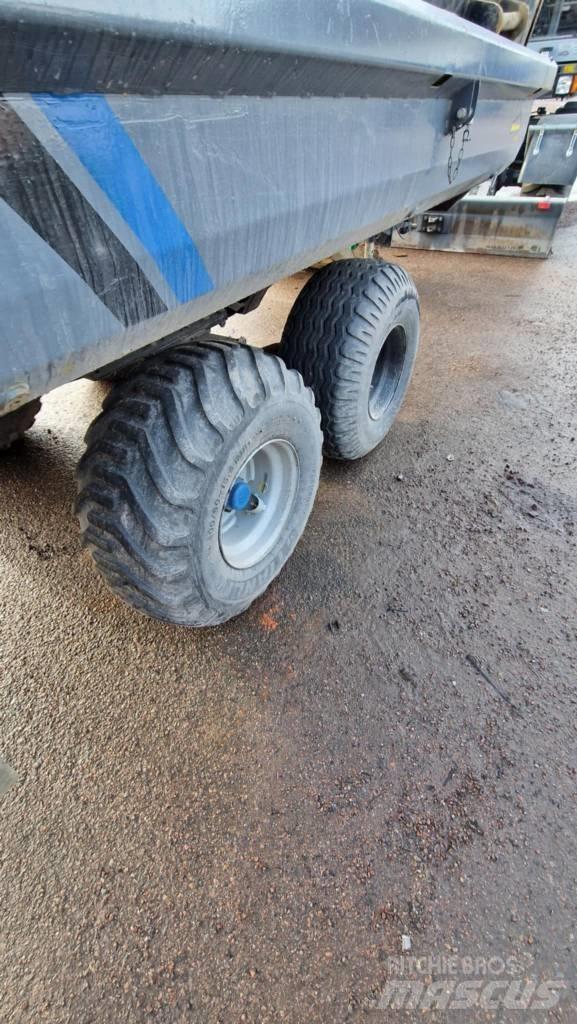 Wacker Neuson EW100 Gumikerekes kotrók