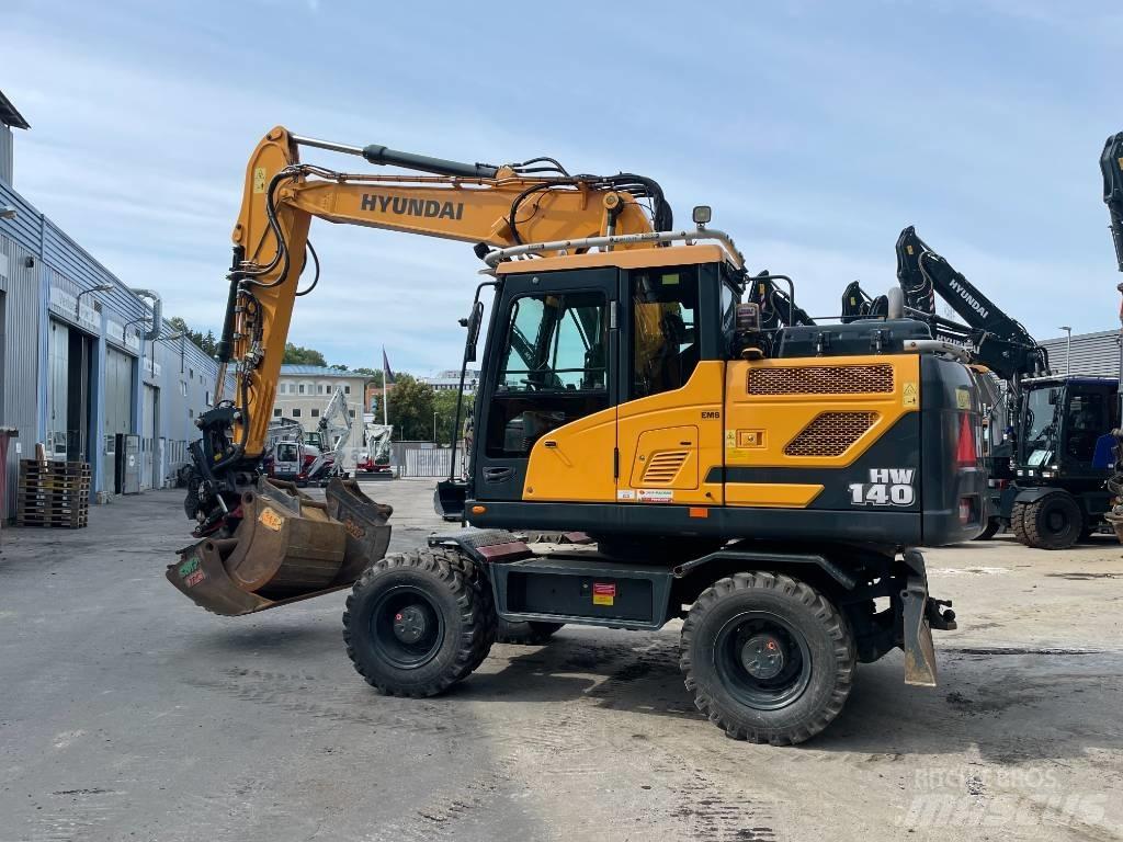 Hyundai HW140 Gumikerekes kotrók