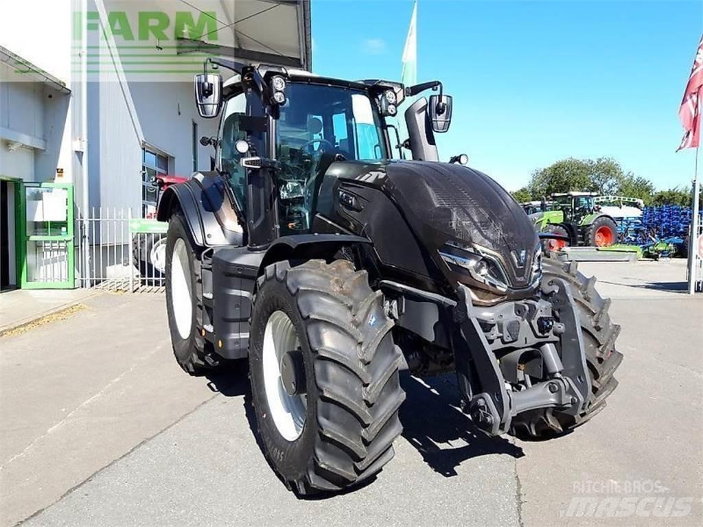 Valtra q265 Traktorok