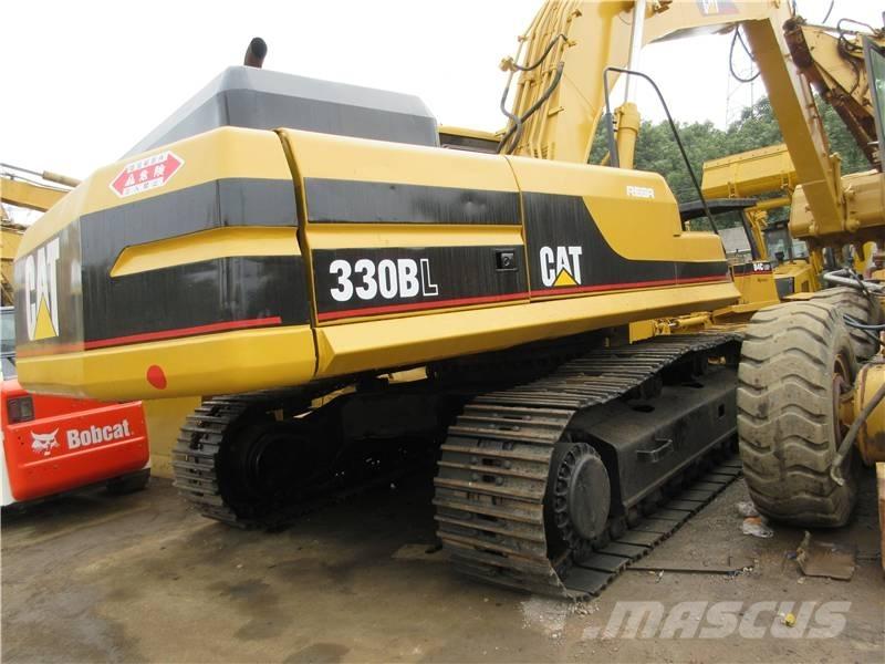 CAT 330 B L Lánctalpas kotrók