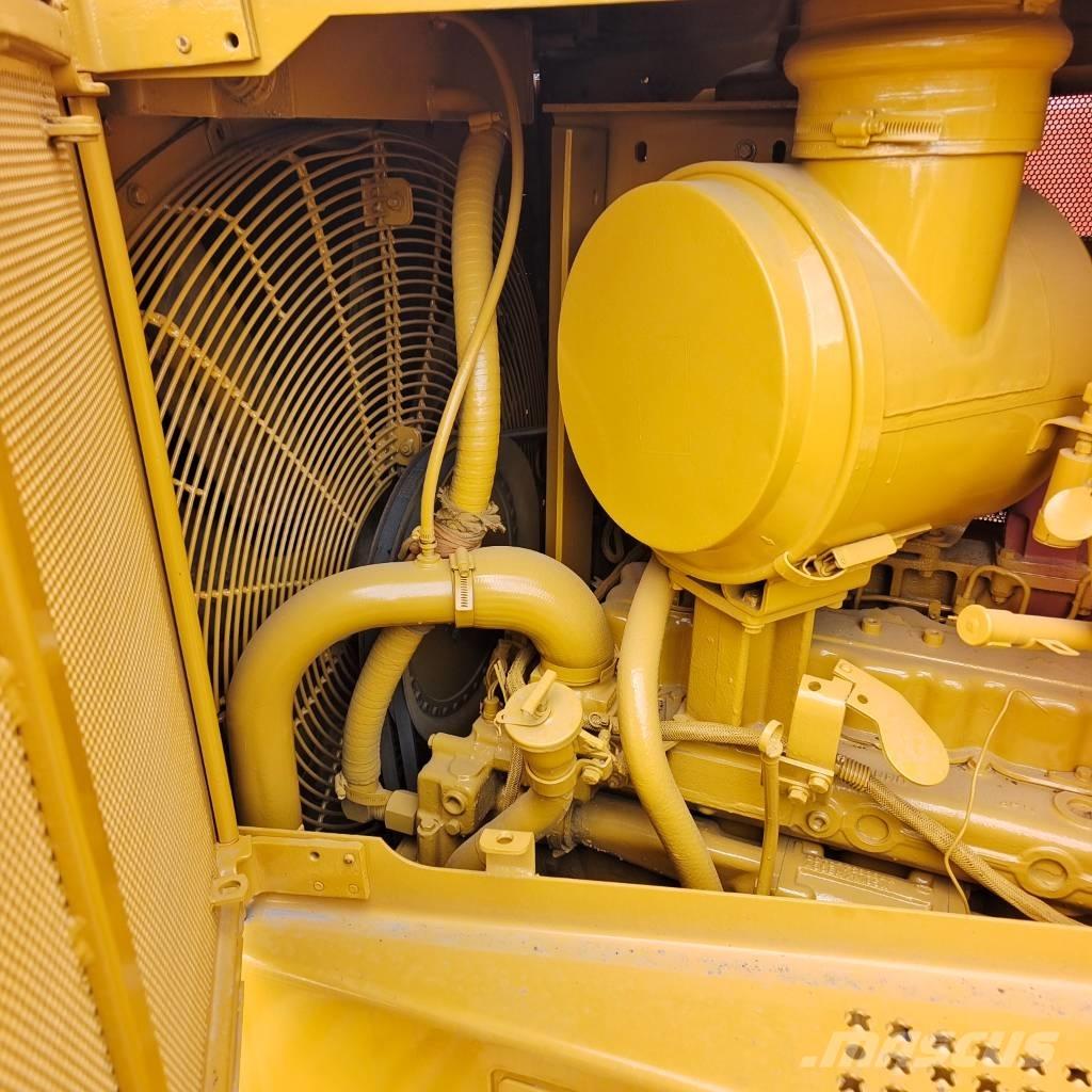 CAT D 6 R lánctalpas dózerek