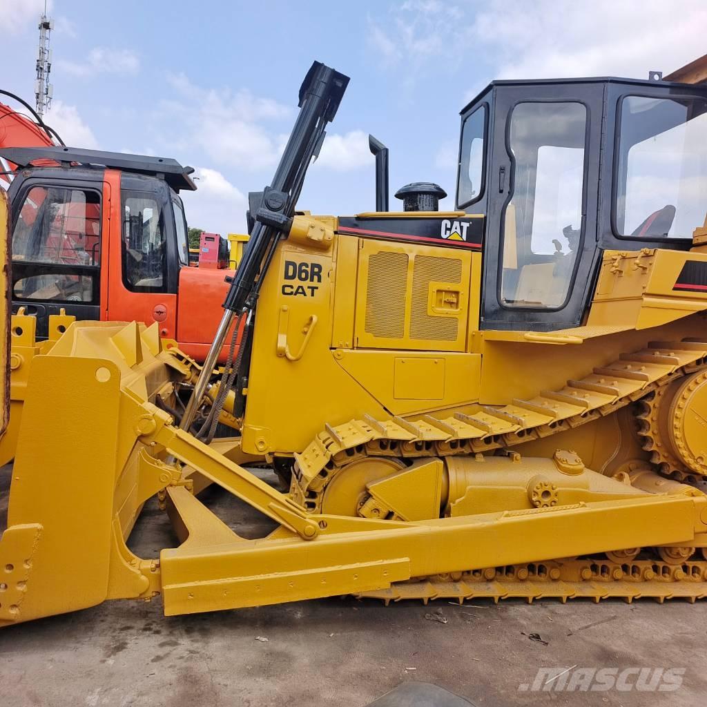 CAT D 6 R lánctalpas dózerek