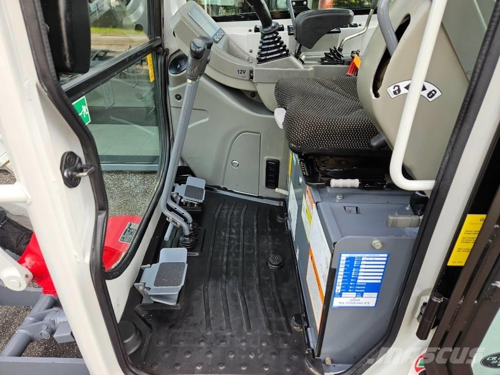 Takeuchi TB 216 Mini kotrók < 7t