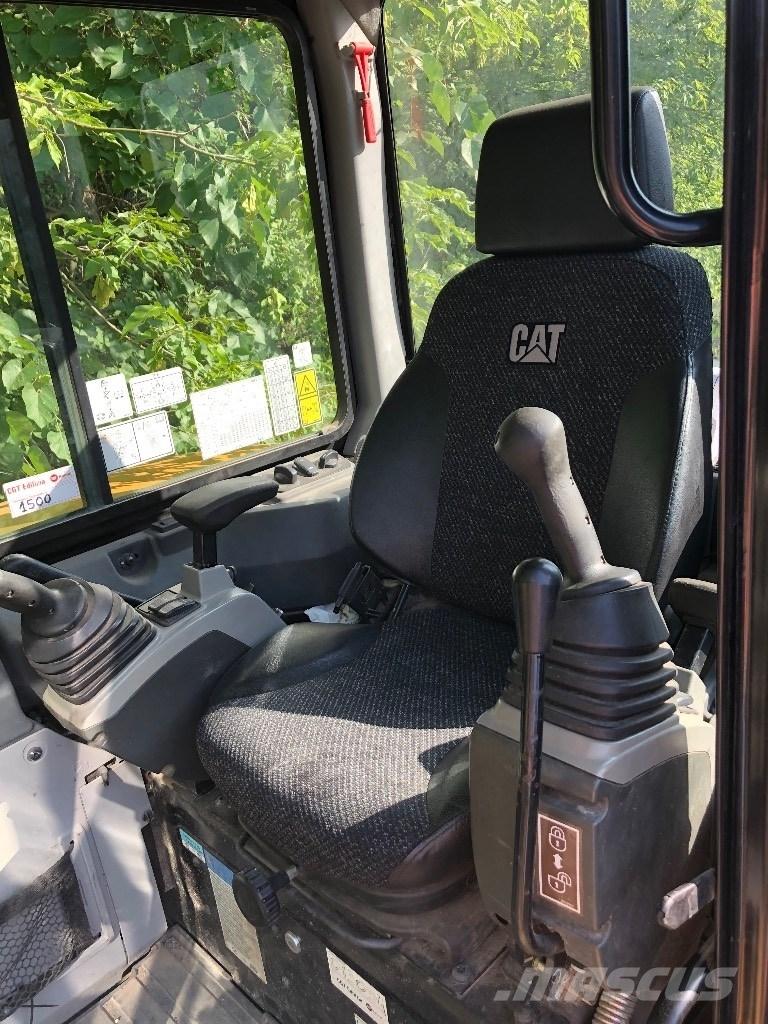 CAT 305 E2 CR Mini kotrók < 7t