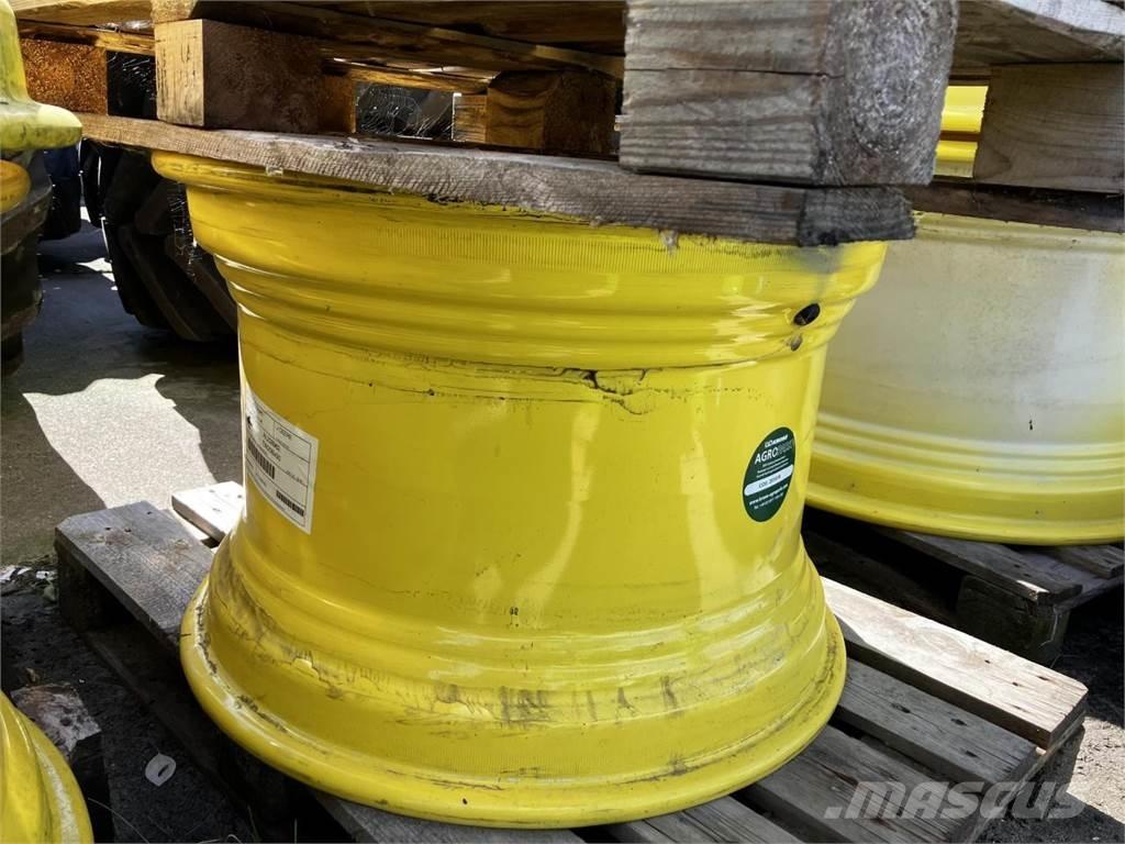 John Deere 20x30 Gumiabroncsok, kerekek és felnik