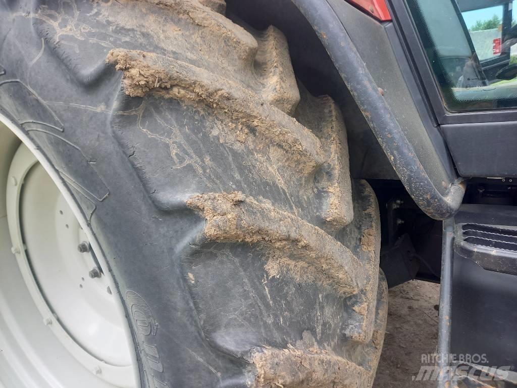 Valtra T 190 Traktorok
