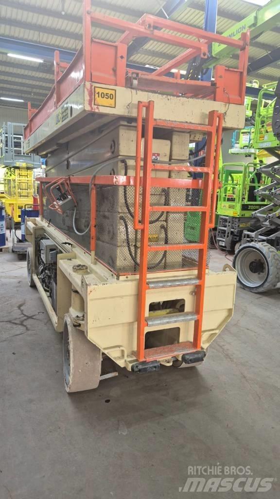 JLG 180-12 Ollós emelők