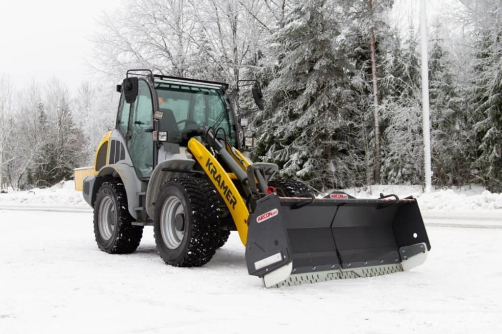 Kramer 8105 Gumikerekes homlokrakodók
