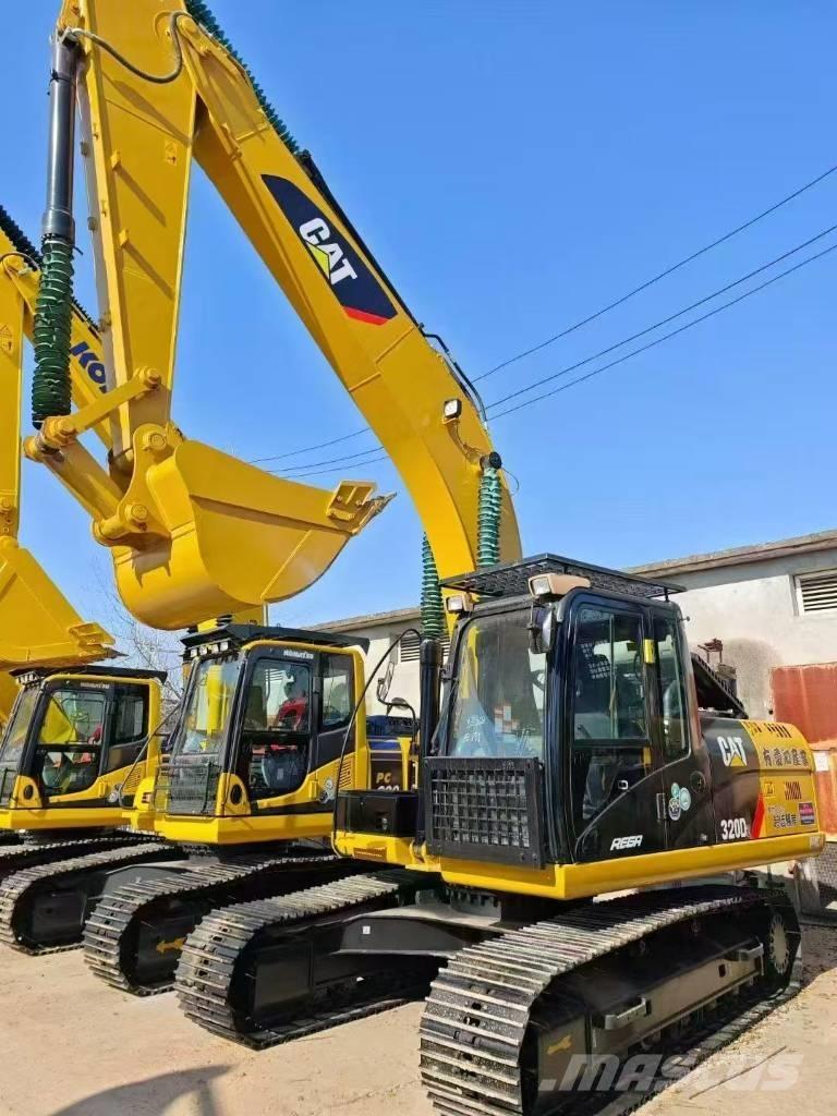 CAT 320 D Lánctalpas kotrók