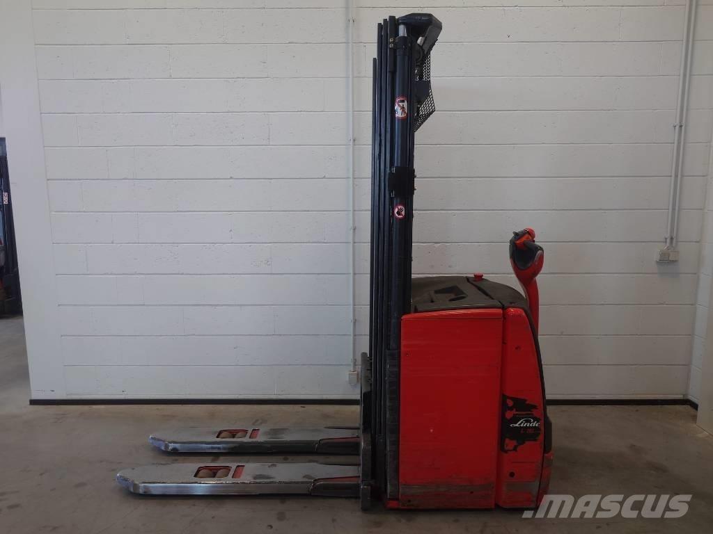 Linde L16/1173 Gyalogkíséretű targonca