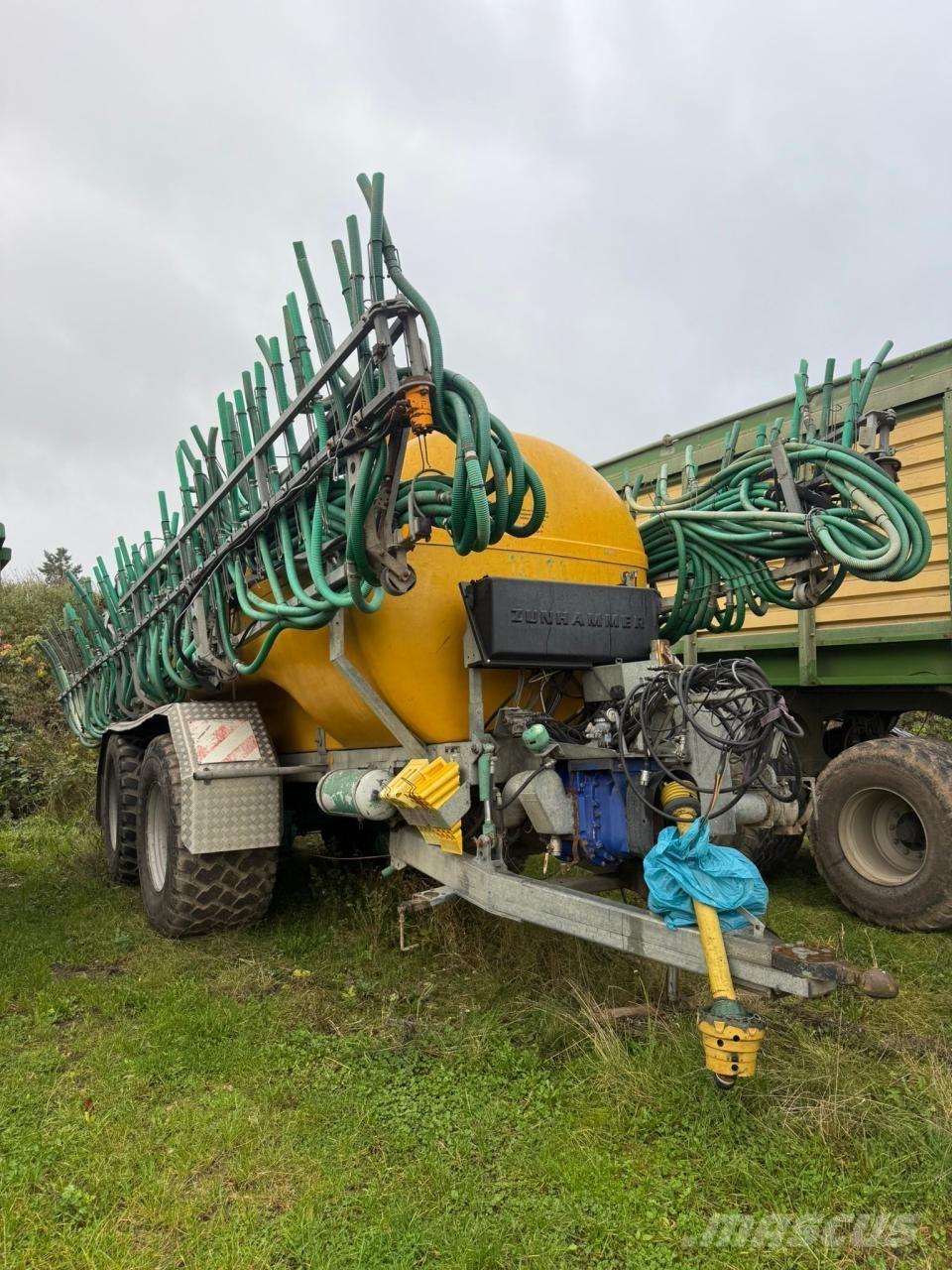 Zunhammer 18,5 m³ Poranyag tartályos