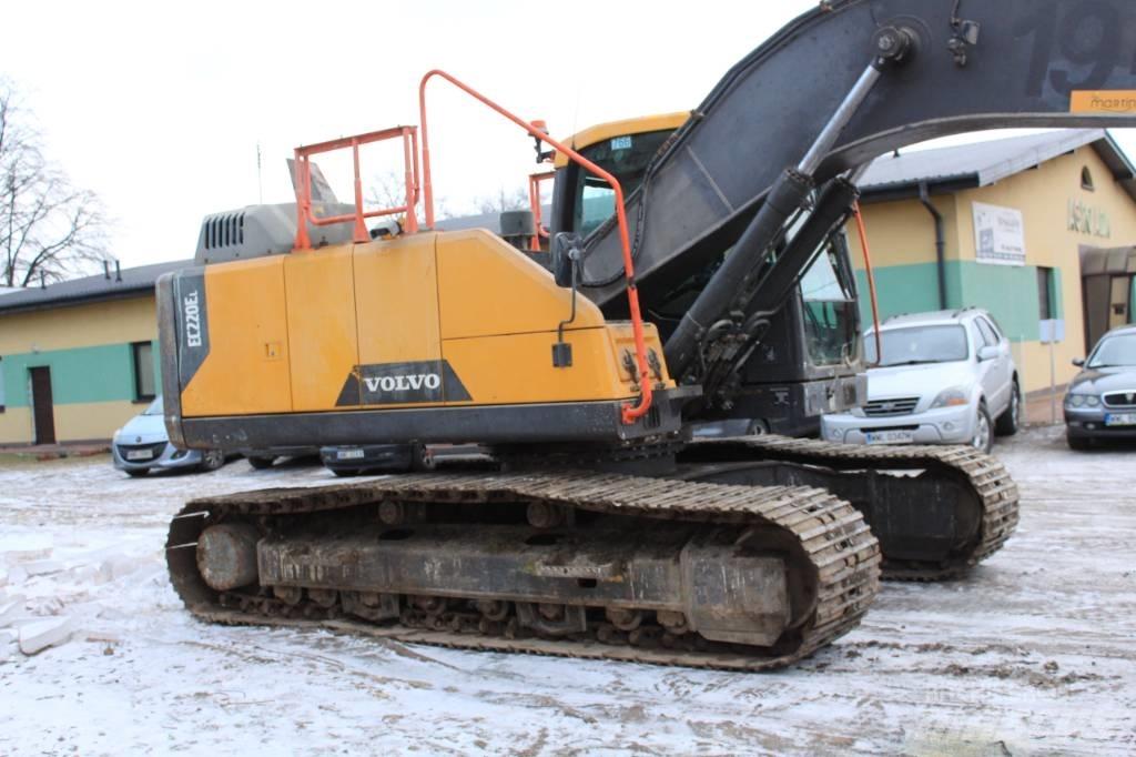 Volvo EC 220 E Lánctalpas kotrók