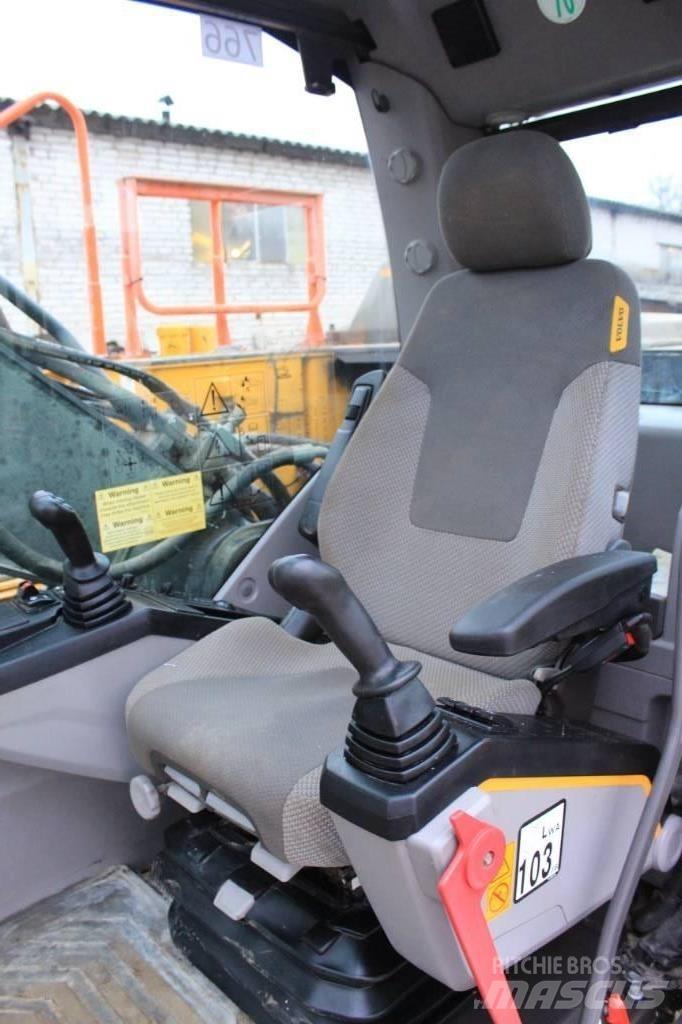 Volvo EC 220 E Lánctalpas kotrók