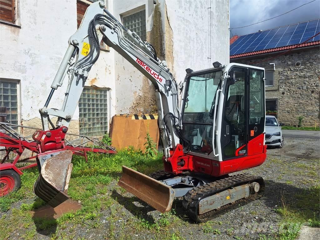 Takeuchi TB230 A Építőipar - Egyebek
