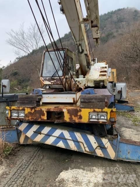 Tadano TR250M-4 Mobil daruk