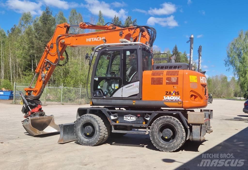 Hitachi ZX 140 W-6 Gumikerekes kotrók