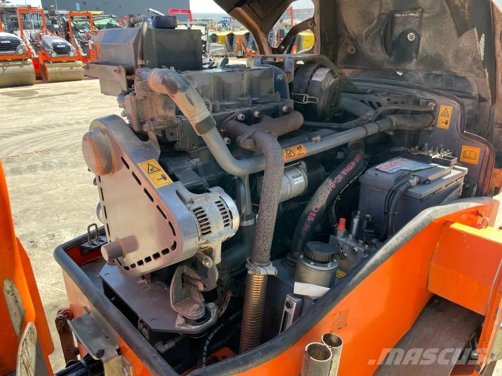 Hamm HD 12 VV Ikerdobos hengerek