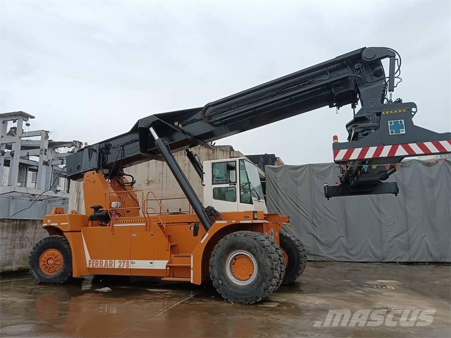 Ferrari 278 Konténer rakodó