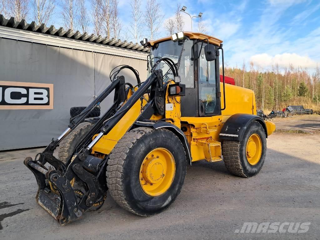JCB 416S Gumikerekes homlokrakodók