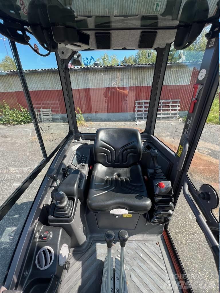 Volvo EC 18 E Mini kotrók < 7t