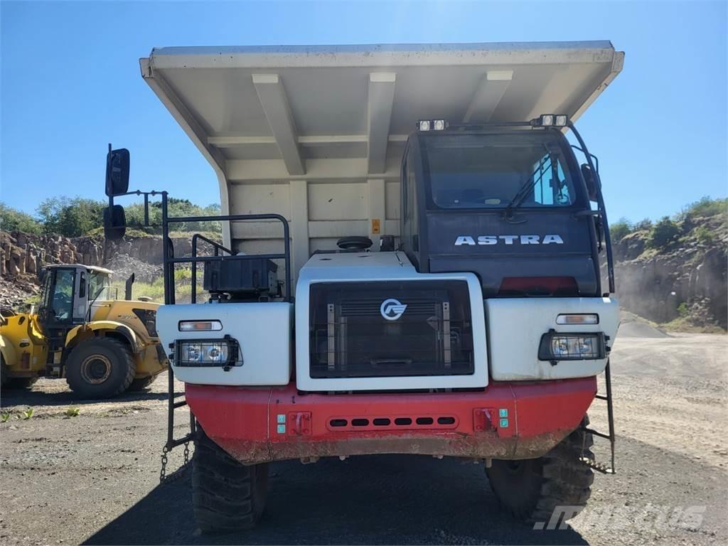 Astra RD32 Billenő teherautók