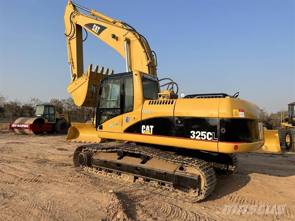 CAT 325C Lánctalpas kotrók