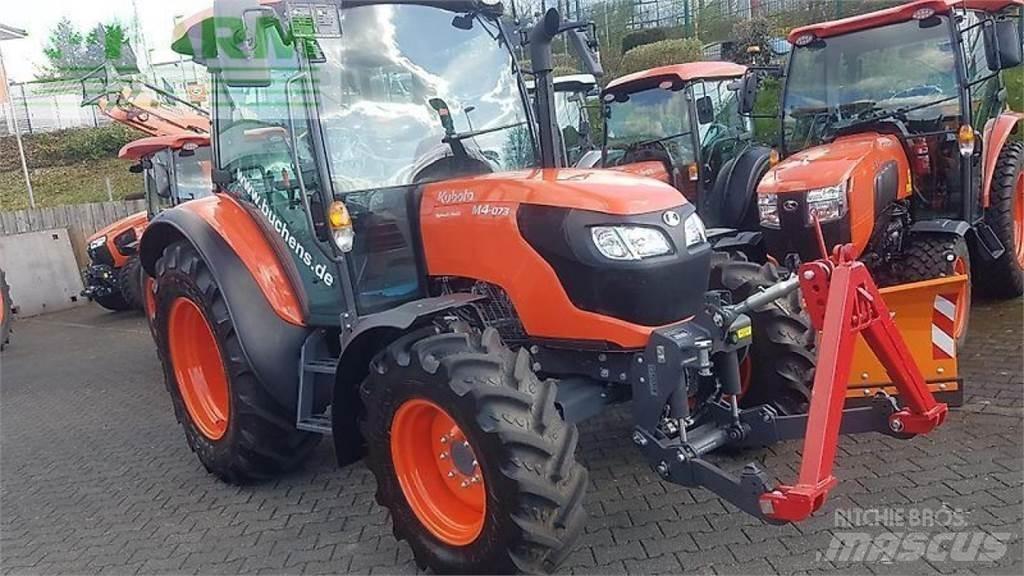 Kubota m4073 cab Traktorok