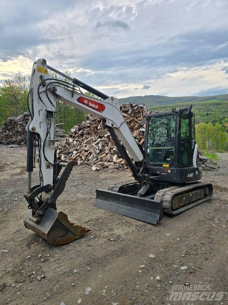 Bobcat E60 Mini kotrók < 7t