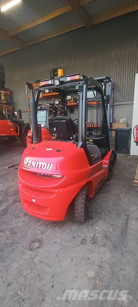 Manitou MI 25 Dízel targoncák