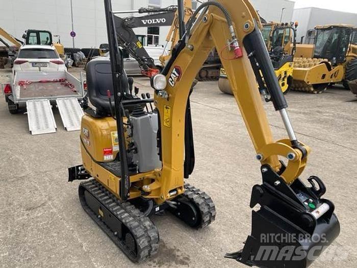 CAT 300.9D Mini kotrók < 7t